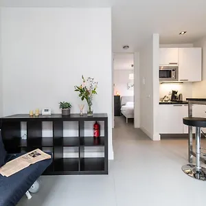 Tweede Laurierdwarsstraat Homestay